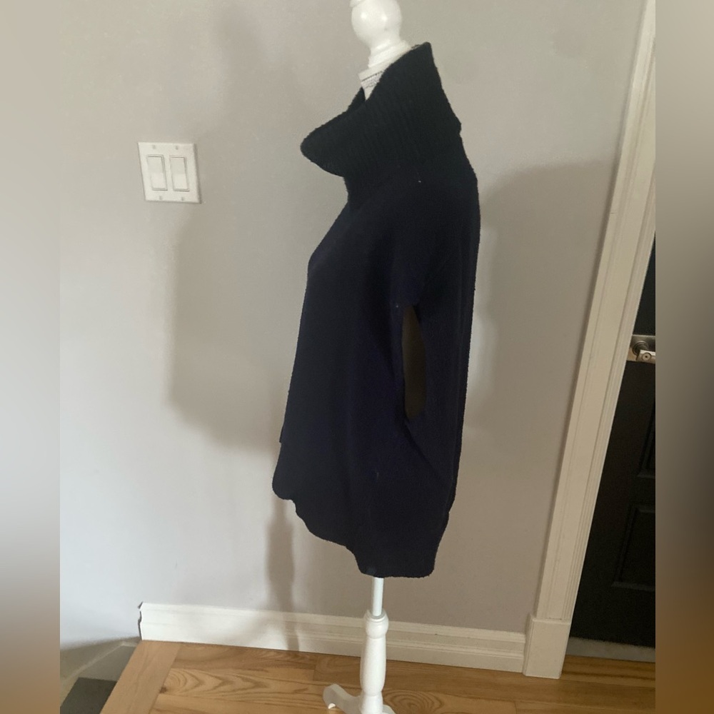 lululemon athletica Black Turtleneck Sweater - Picture 5 of 7